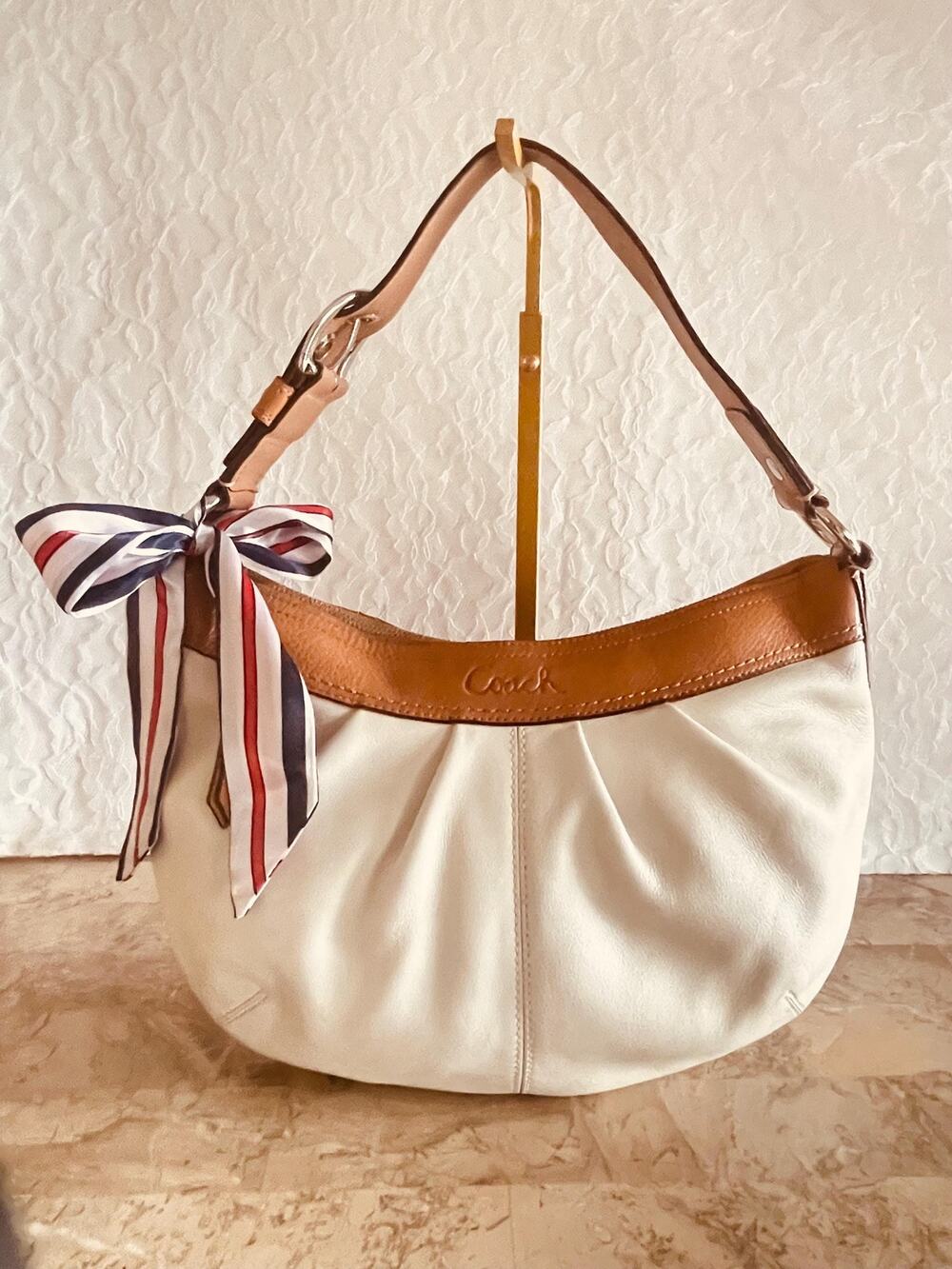 Coach Ergo Pleated hobo/soho white Leather Shoulder Bag F19730